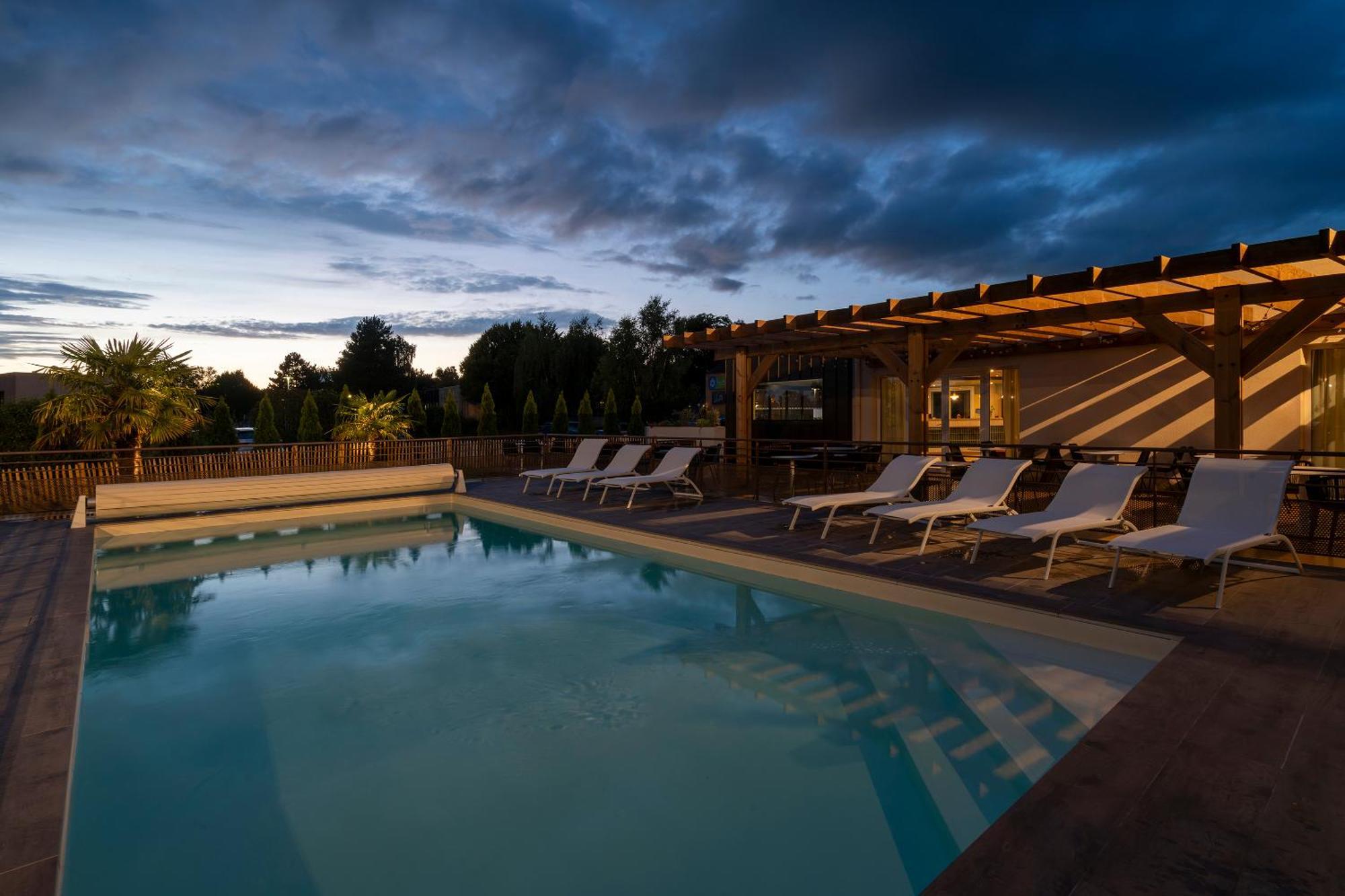 Sure Hotel By Best Western Caen Memorial Exterior photo