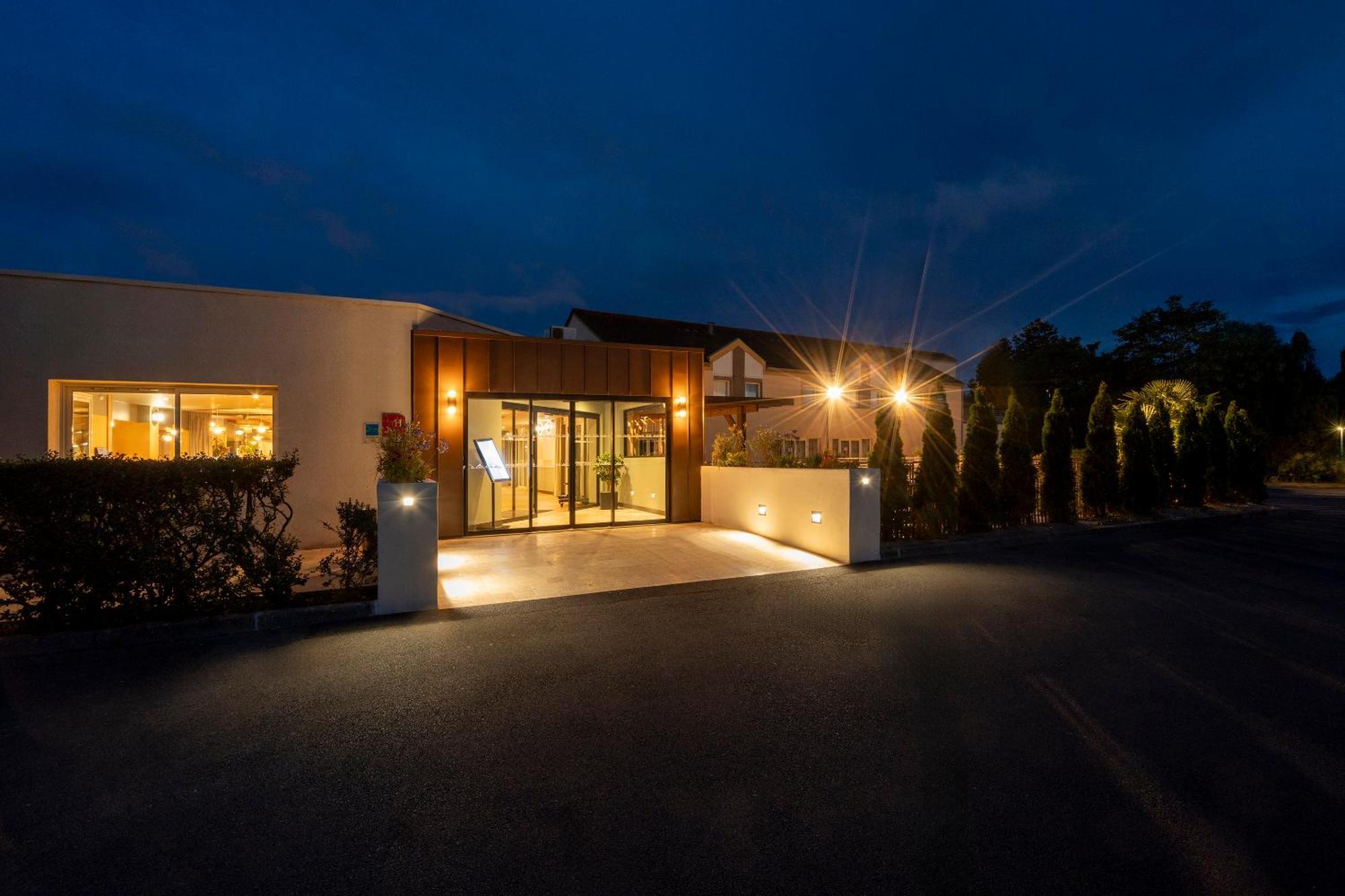 Sure Hotel By Best Western Caen Memorial Exterior photo